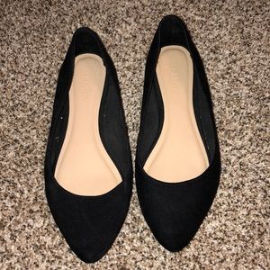 black flats. nothing wrong. worn once